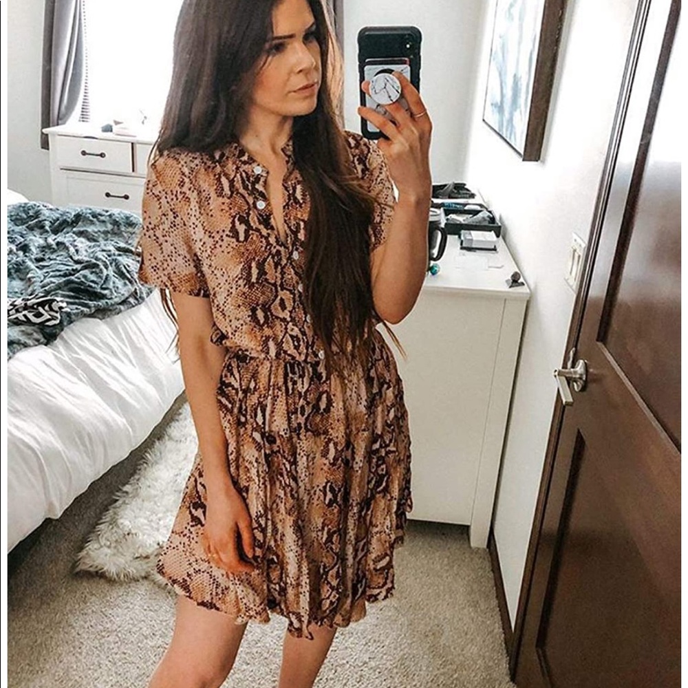 Snake print dress size Large